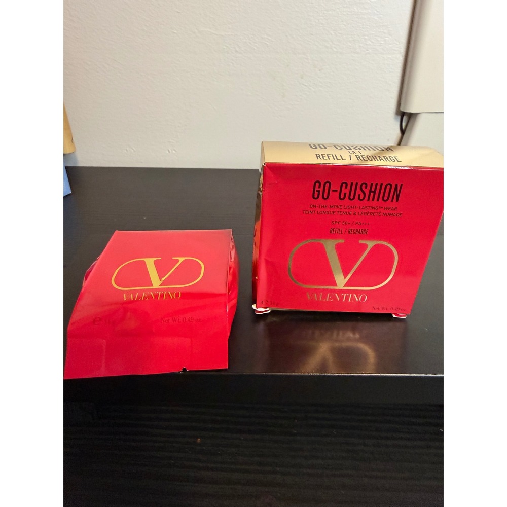 Valentino Go-Cushion Refill LA1 Light Lasting Wear SPF 50 Foundation 0.49oz New